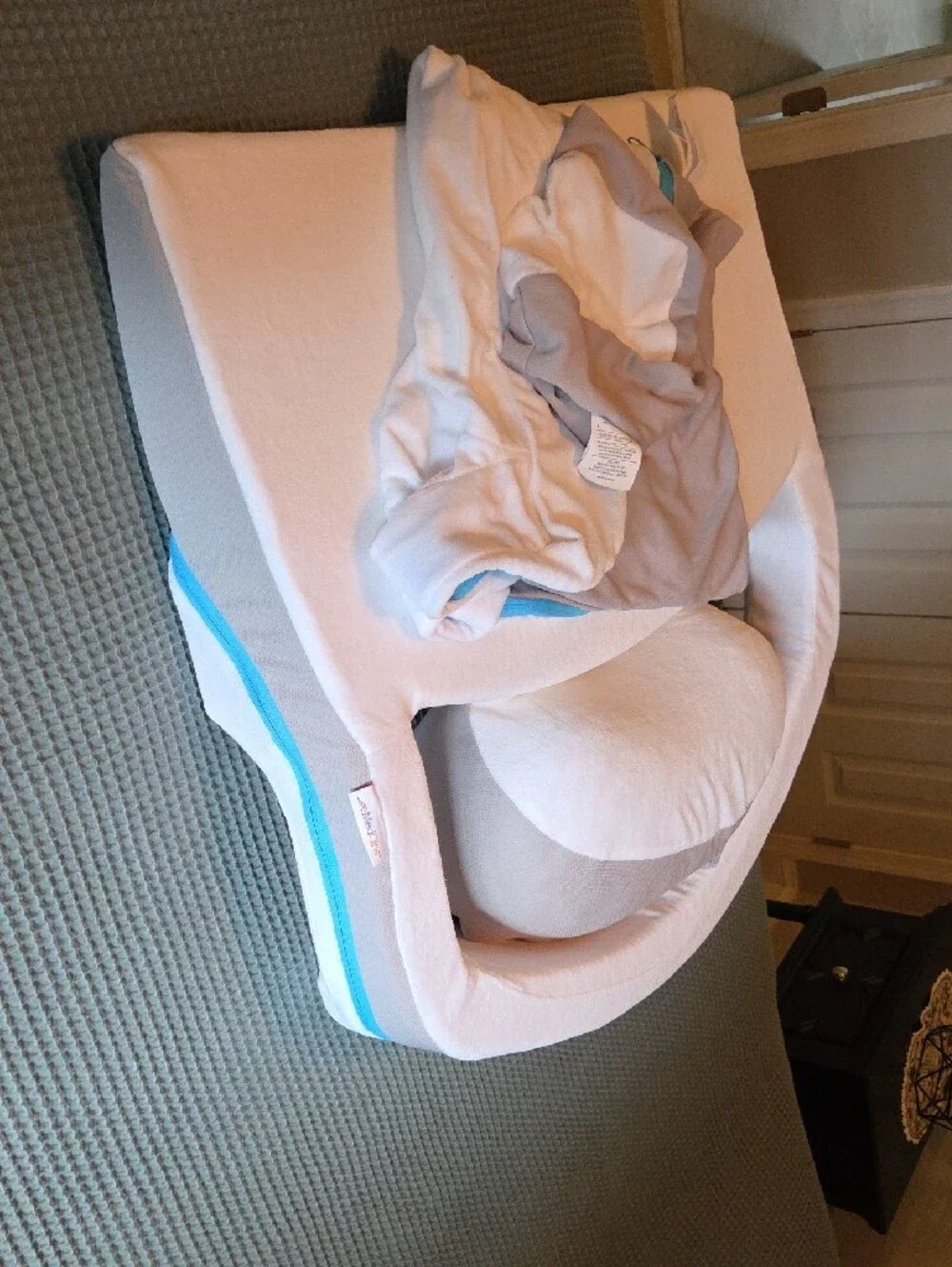 MedCline Pillow System